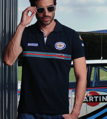 Polo ispirata all’iconica tuta Sparco-Martini Racing